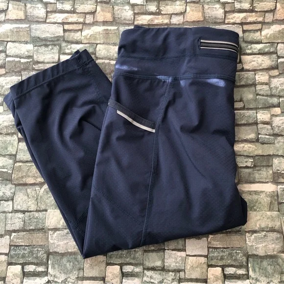 Athleta Quick Dry Lightweight Cropped Pants Sz S - Picture 1 of 11